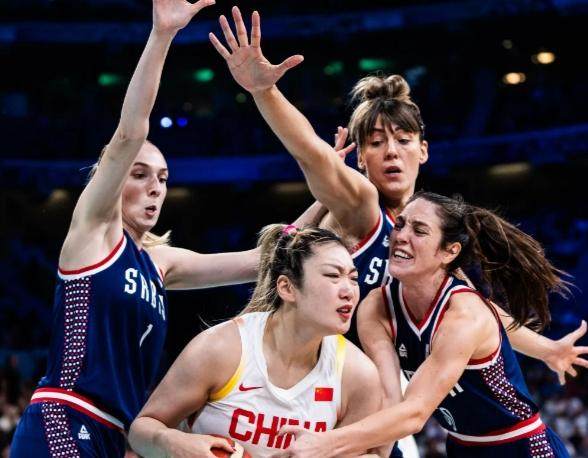 开云体育入口-进攻效率第二为何狼狈出局？数据解读女篮兵败之因